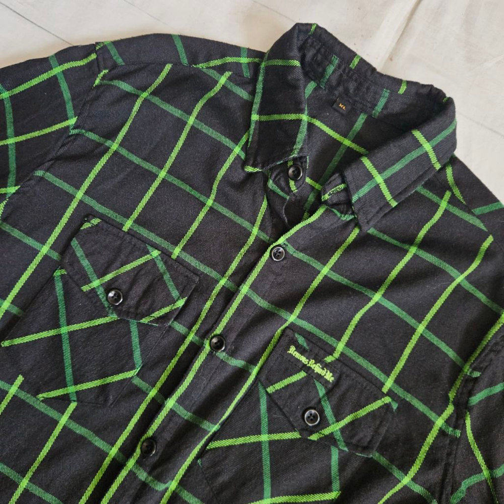 Demons Behind Me Black Green Plaid Button Up Mens XL